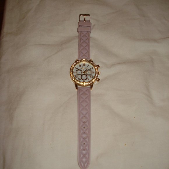 Lilac Rhinestone Watch - Picture 2 of 5